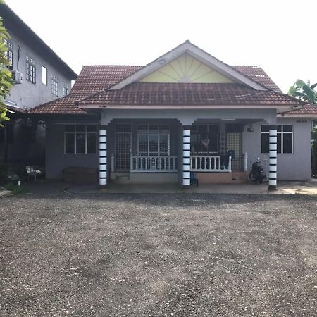 Cozy Homestay Che Yang Kuala Terengganu Exterior photo